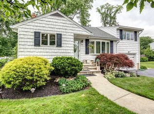 5 Barbara Ter, Middletown, NJ 07748