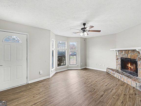3rd image of 3684 Stephanie Ct