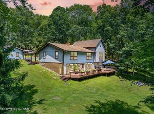 3166 Post Hill Ter, Henryville, PA 18332