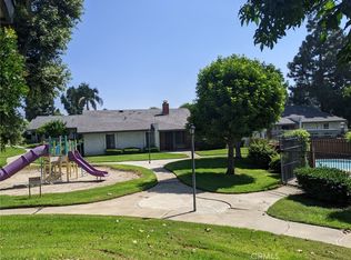 1364 W 8th St #65, Upland, CA 91786