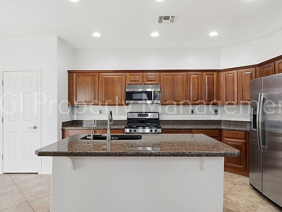 5th image of 3822 W Adamanda Ct