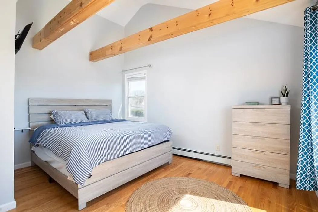 4 bed, 1820 sqft, $3,800 — Photo 4