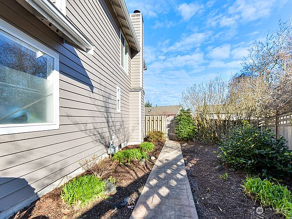 3rd image of 6809 78th Street Ct E