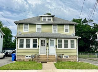 25 College Ave #B, Glassboro, NJ 08028