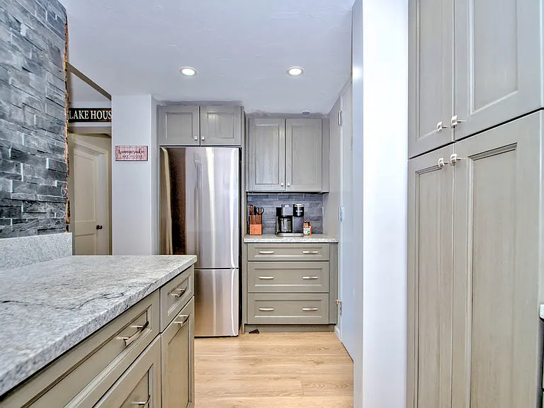 375 Endicott St N #305 — Photo 7