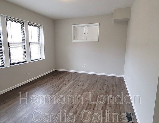 4th image of 3656 Bates St #1E