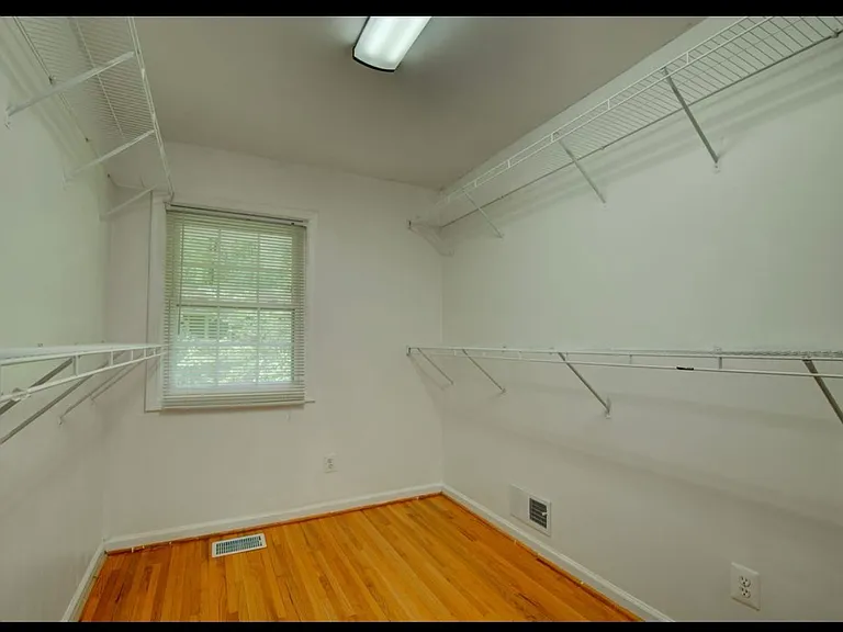11621 Sourwood Ln — Photo 22