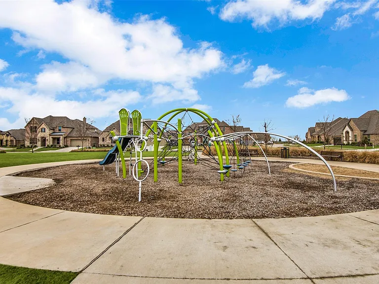 Lots of play areas!