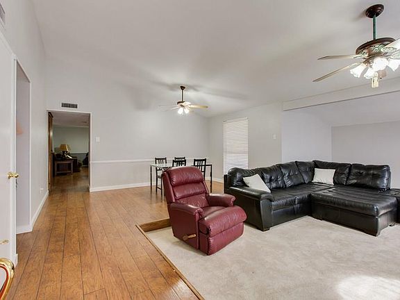 3rd image of 1201 Windy Meadow Dr