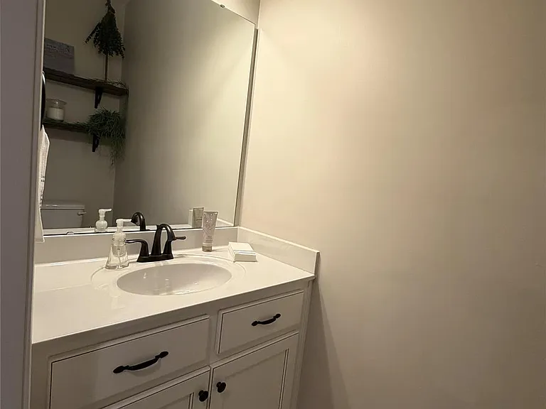 4198 Pickering Dr — Photo 9