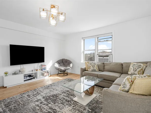 245 Bronx River Road #6F, Yonkers, NY 10704