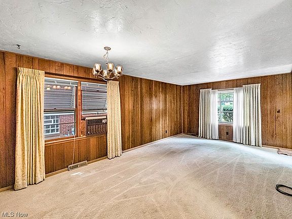 5th image of 2065 Newcome St
