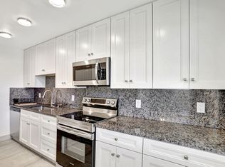 1221 NE 9th St #1-2, Pompano Beach, FL 33060