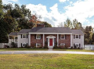 4 Liberty Sq, Littleton, MA 01460