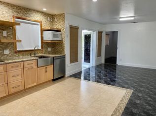 2401 W 70th St, Hialeah, FL 33016