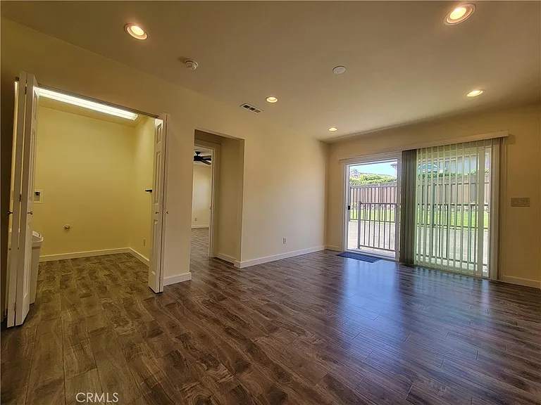 1884 Jaybrook Dr — Photo 25
