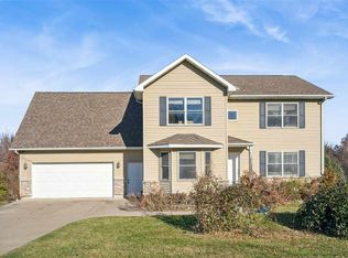 1164 Kyle Dr NE, Iowa City, IA 52240