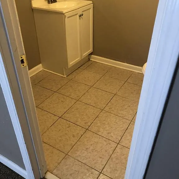 5140 Highpoint Rd #27 — Photo 6