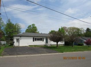 3007 Yale St, Endicott, NY 13760