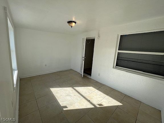 5th image of 1248 Columbus Blvd