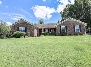 201 Brunswick Cir, Paducah, KY 42001