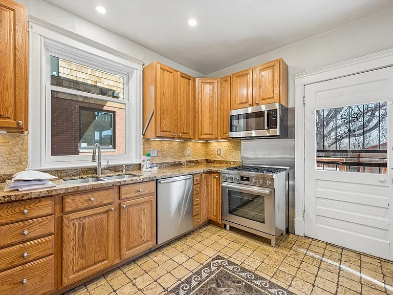 3828 Tejon St — Photo 10