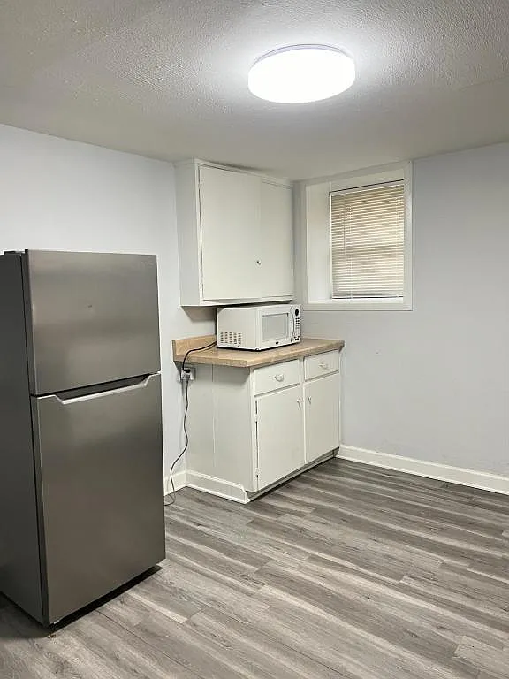 241 N Sandusky St, unit 6 — Photo 3