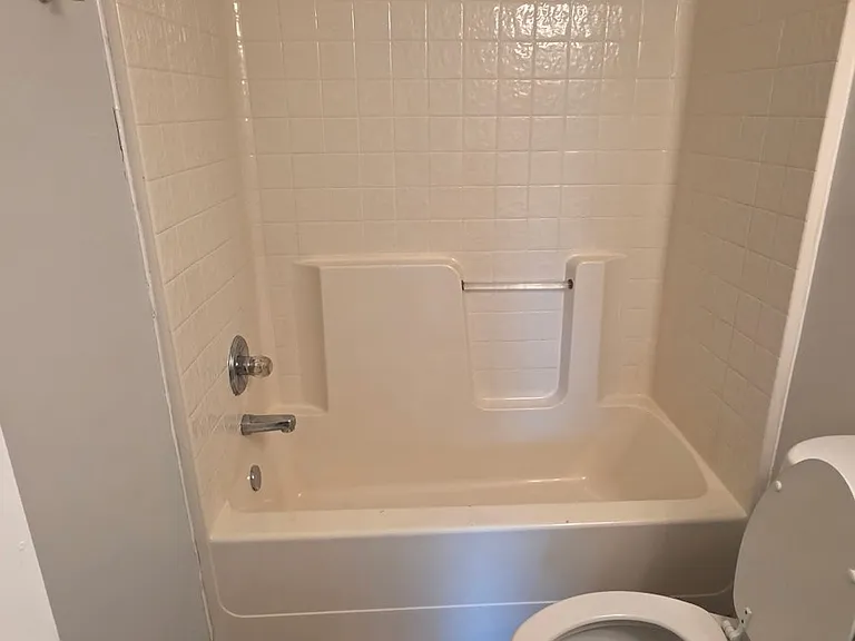134 Point Place Dr — Photo 52