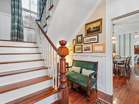 4th image of 151 Tradd St