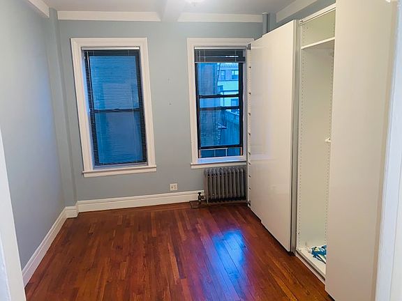 2nd image of 325 W 77th St APT 5C