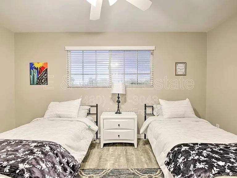 609 S Priest Dr — Photo 25