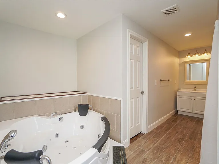 3415 Southmore Blvd — Photo 21