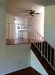 5th image of 18444 Collins St APT 11