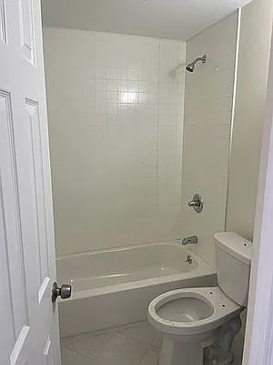 Rented by Oxford Property Group | media 7