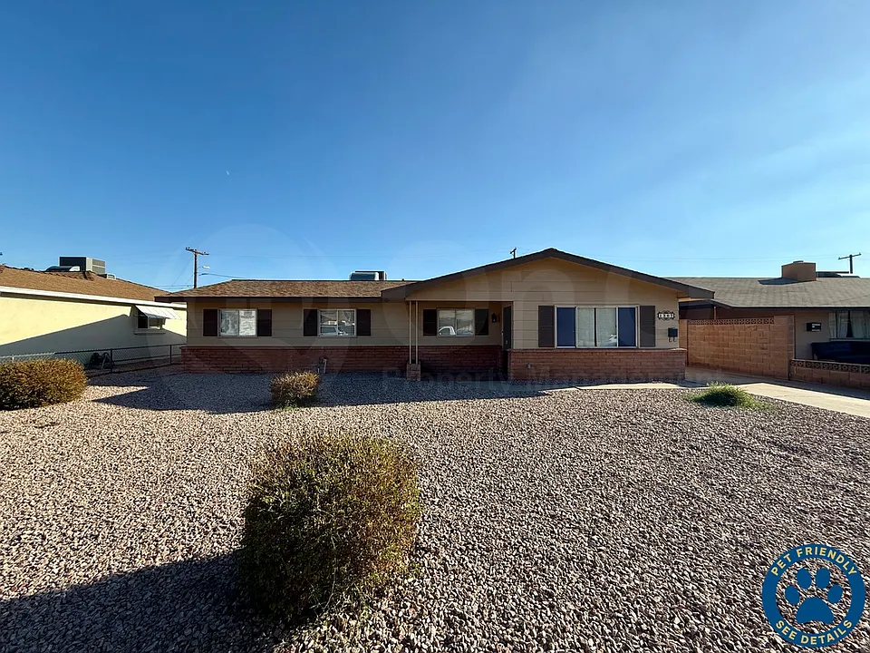 1307 W Elna Rae St