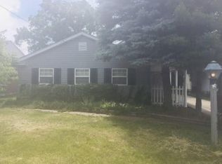 8405 Pippin Rd, Cincinnati, OH 45239