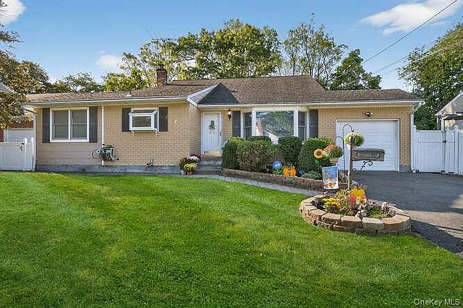1st image of 34 Oakley Drive