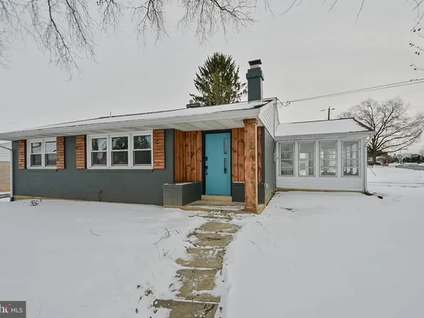 1836 Hemlock Rd, Lancaster, PA 17603