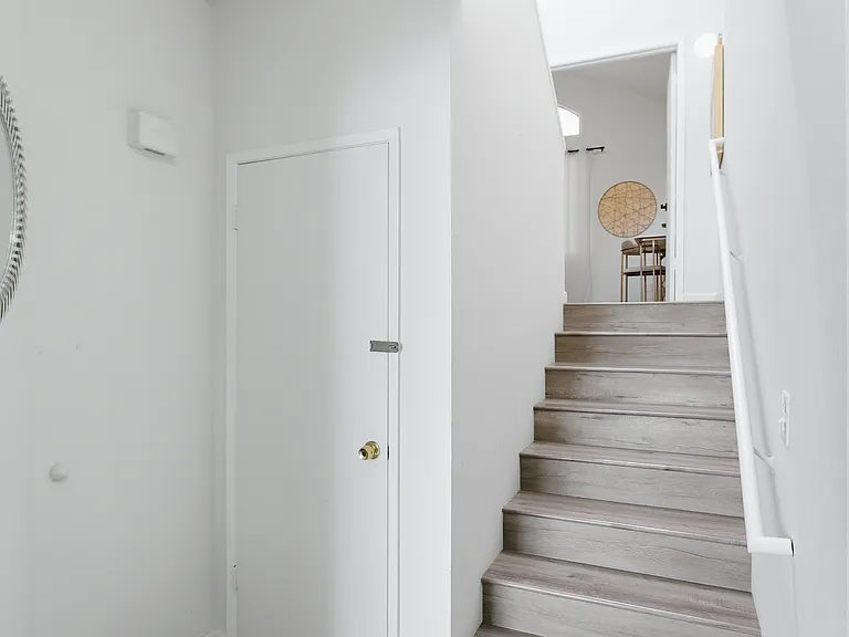 437 Norfolk Dr — Photo 91