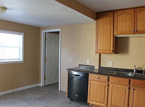 3rd image of 8536 Sussex Ct