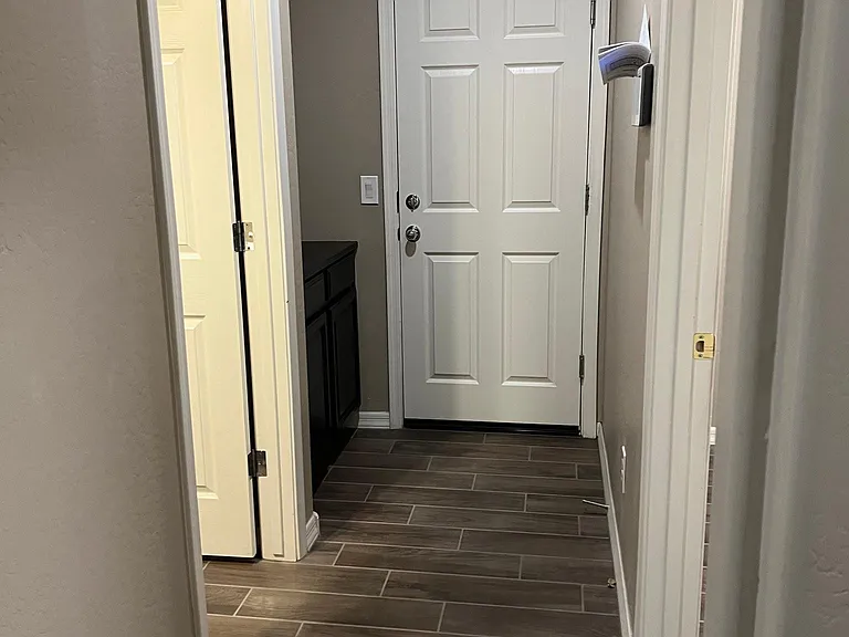 17437 W Victory St — Photo 19