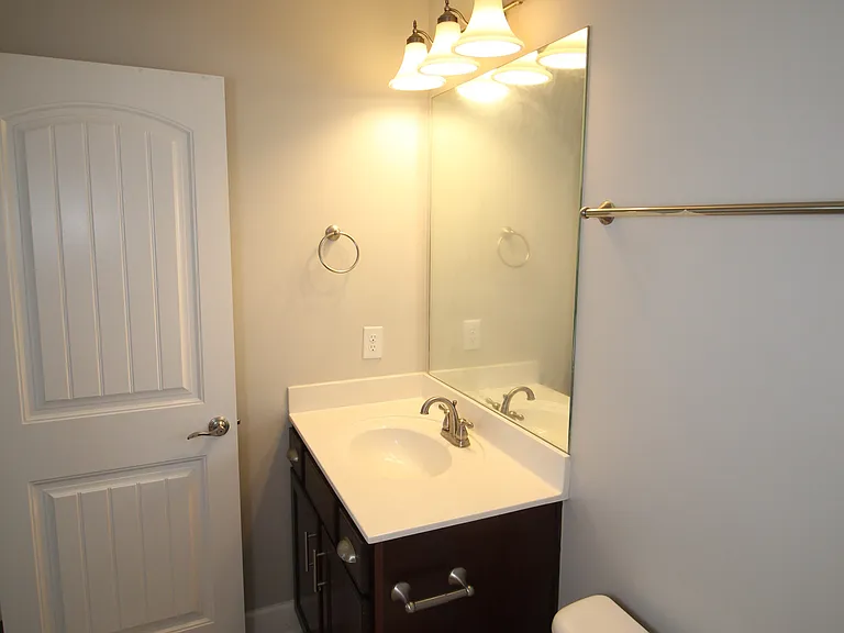 1031 Westhaven Blvd — Photo 22