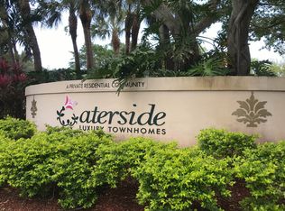 552 Green Springs Pl, West Palm Beach, FL 33409