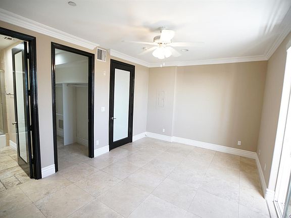 3rd image of 18245 Burbank Blvd Unit 104