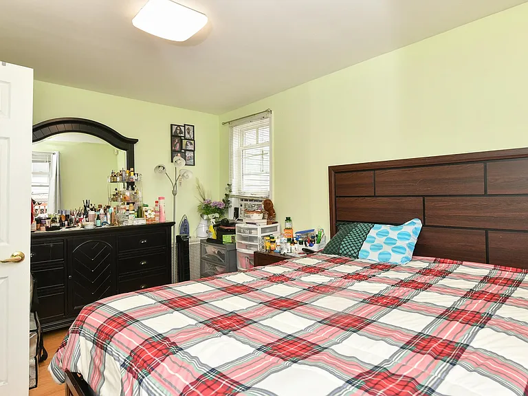 26 Charles St #1 — Photo 12