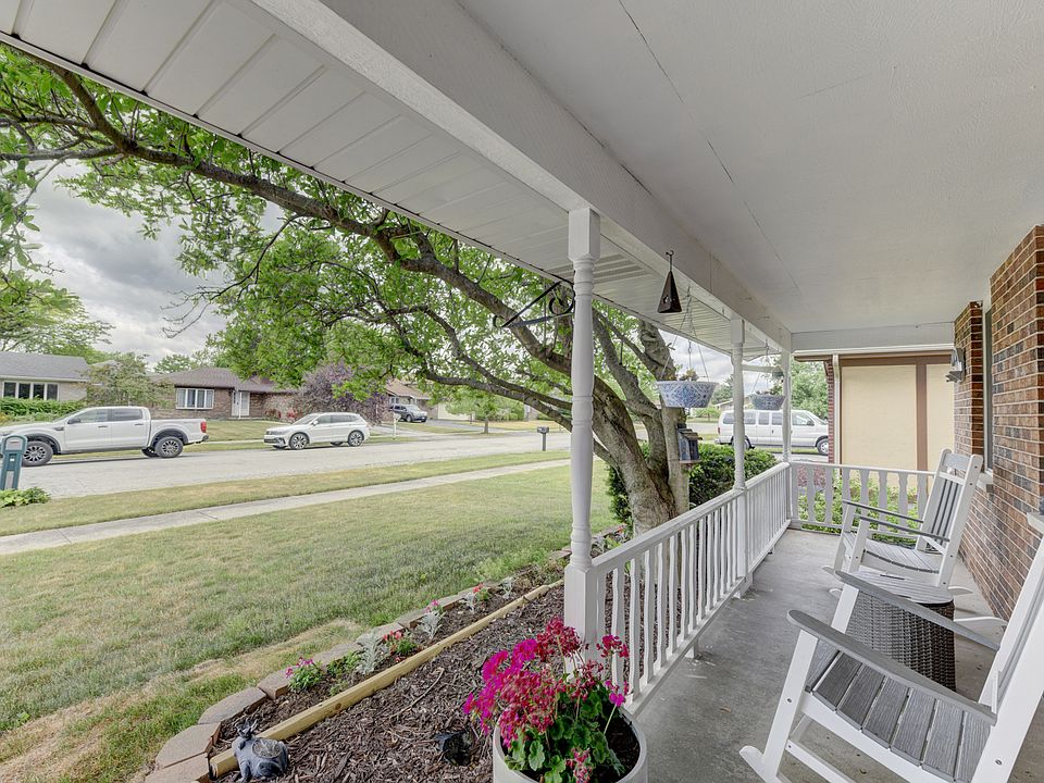 20113 Redwood Ave, Lynwood, IL 60411 Zillow