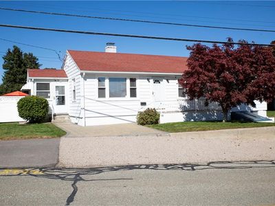 100 John St, Westerly, RI, 02891