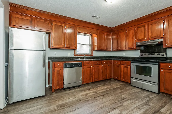 139 Rosedale Ave — Photo 6