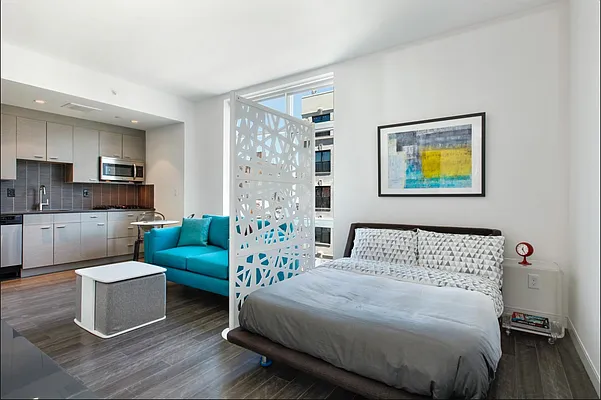 Rented by Compass | media 30