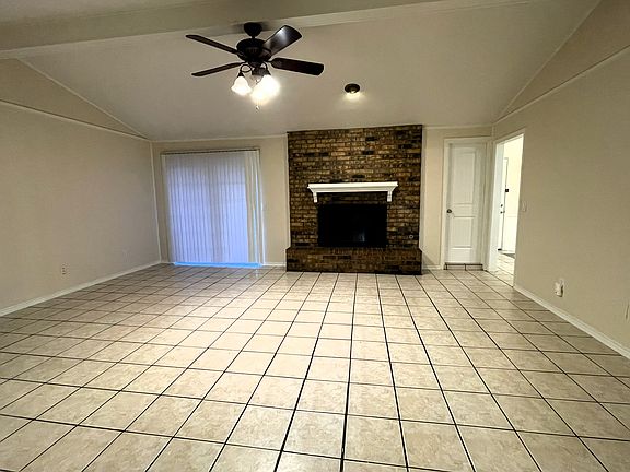 4th image of 804 Lake Highlands Dr